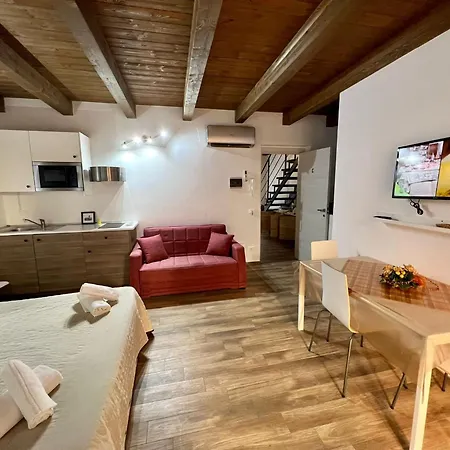 67 게스트하우스