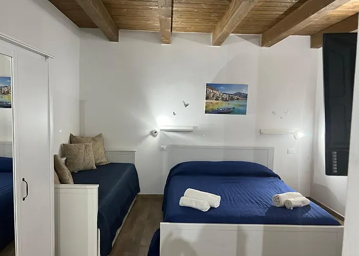 Πανσιόν 67 Cefalù